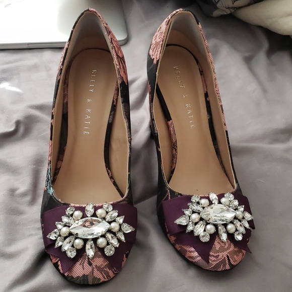 Kelly and Katie floral jeweled chunky heels sz 7 - Picture 2 of 5